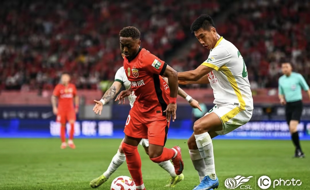 爱游戏娱乐-今夜中超焦点战,AC米兰更衣室发声,压力陡增,临场指挥获称赞(夜色dj抖音喊麦歌词)