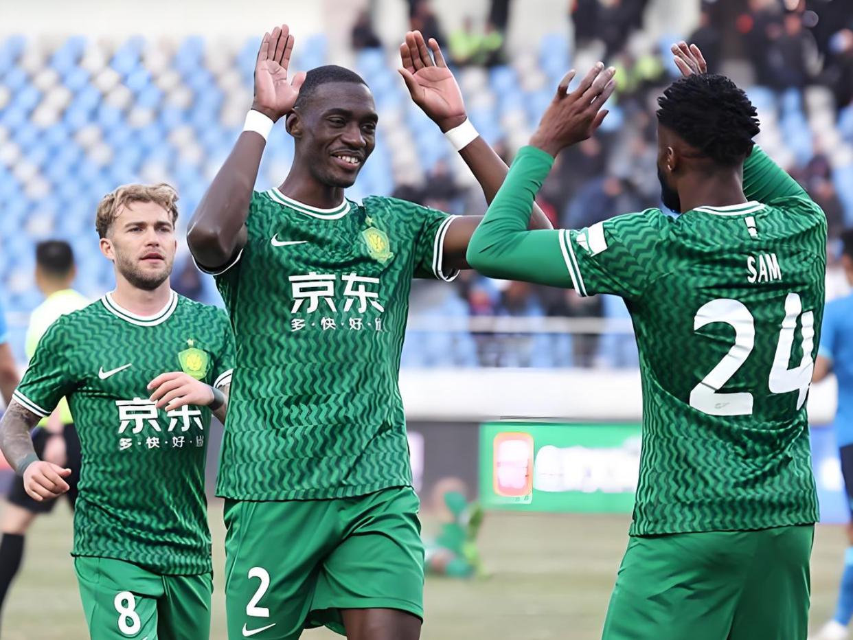 爱游戏娱乐-包含社区盾赛程吃紧;北京国安今夜伤情更新;压力陡增;身体对抗强度拉满的词条