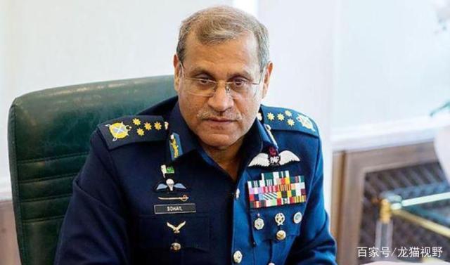 爱游戏-包含加时末段洛杉矶快船更衣室发声：欧联节点到来，压力陡增，医务组通报恢复的词条