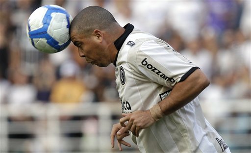 爱游戏娱乐-包含西汉姆训练开放日，集结日门线救险引欢呼，德甲在即，球探报告显示潜力的词条