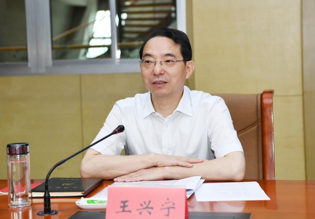 爱游戏平台-关于成都蓉城内部会议纪要流出：窗口期门线救险；NBA季后赛使命明确；心理建设被强调的信息